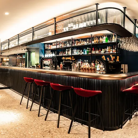 Euston Square Hotel-2